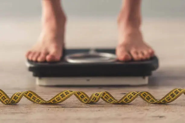 Blood Sugar and Weight Loss: How Insulin Impacts Fat Burning